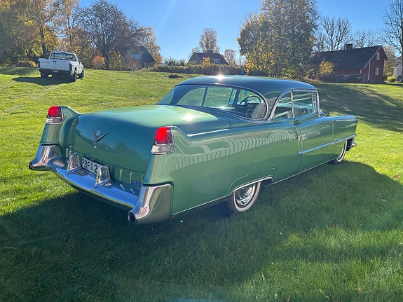 Cadillac Coupé DeVille 6 of 15