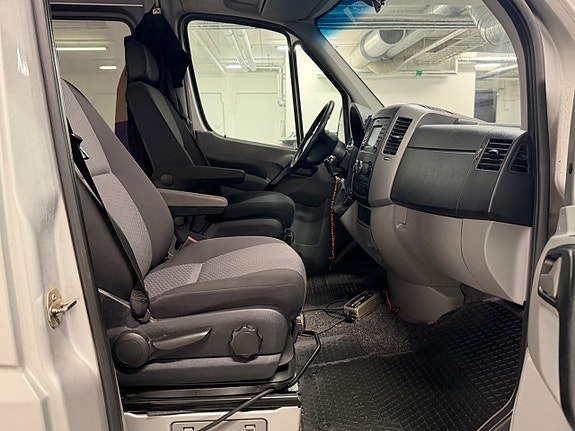 Volkswagen Crafter 35 9 of 14