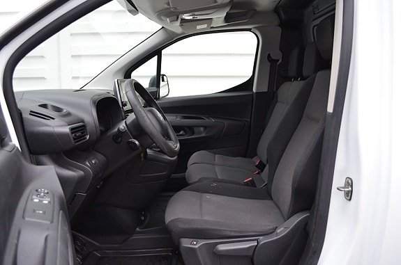 Citroen Berlingo 2 of 18