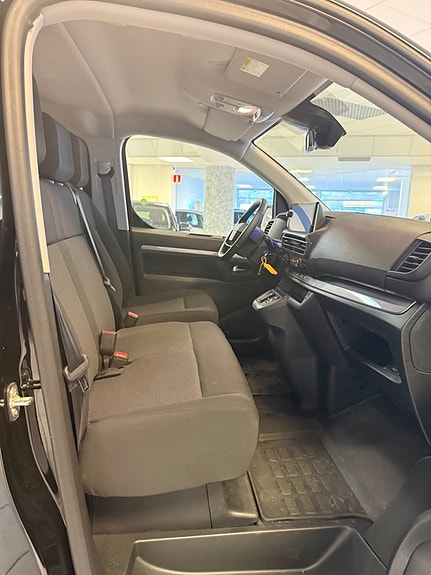 Citroen SpaceTourer 12 of 29