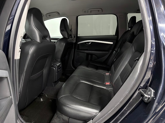 VOLVO V70 2.5 R-DESIGN 231 ch BVM - ATTELAGE - CUIR - 252300 km