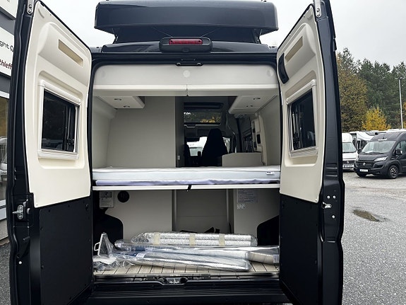 Westfalia Columbus 540D Pop-Up Premium Edition Litium, solcell, vattenburen dieselvärme, automat 7 of 29