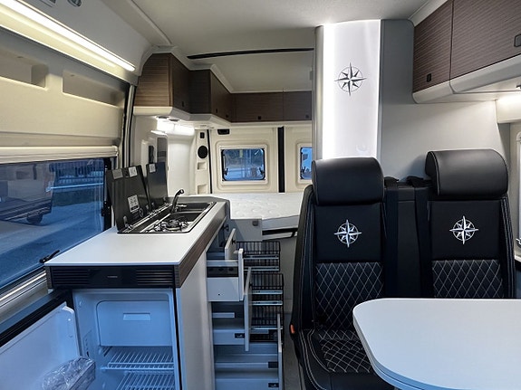 Westfalia Columbus 540D Pop-Up Premium Edition Litium, solcell, vattenburen dieselvärme, automat 12 of 29