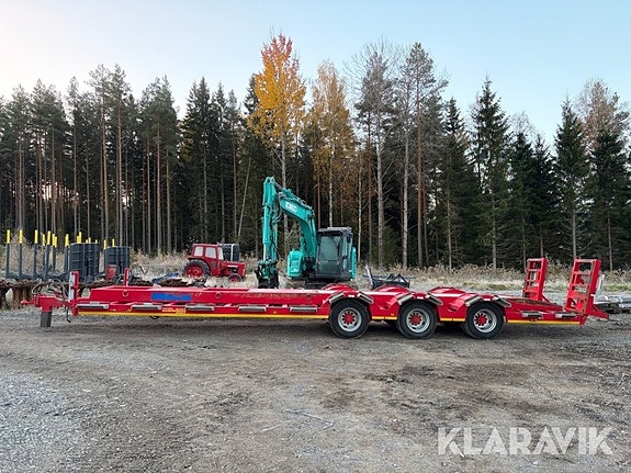 Skogsmaskintrailer Chieftain med 30 tons last 2 of 6