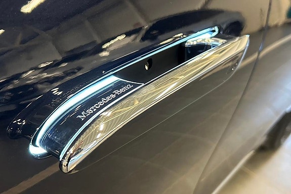 Mercedes-Benz E 450 d 29 of 30
