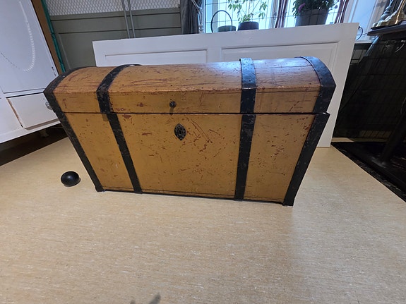 Product image 1 of 4