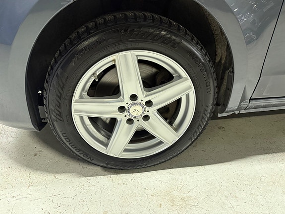 Mercedes-Benz Vito 119 8 of 15