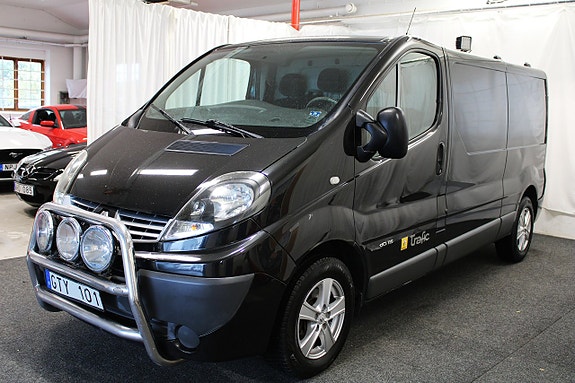 Renault Trafic 3 of 12