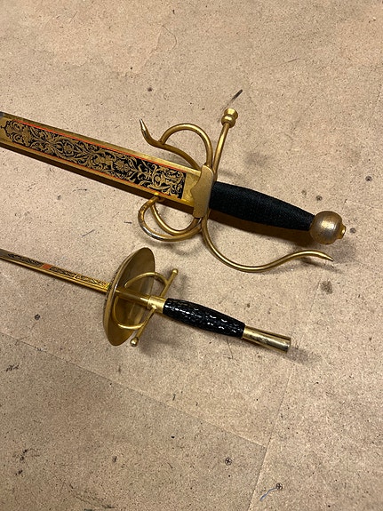 Product image 1 of 3