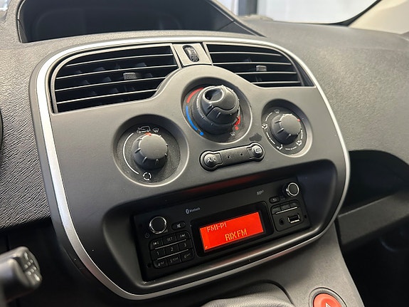 Renault Kangoo Express 19 of 22