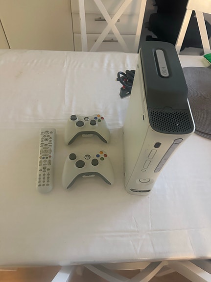 Product image 1 of 3