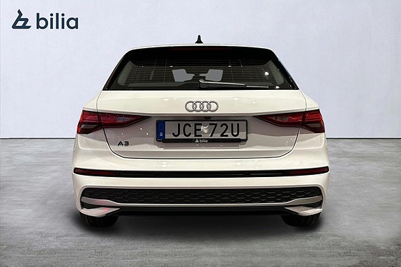 Audi A3 4 of 18