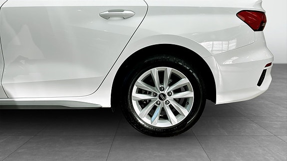 Audi A3 6 of 12