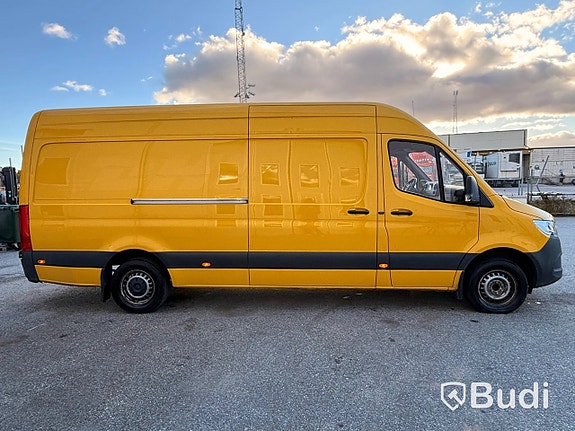 Mercedes-Benz Sprinter 208 6 of 27