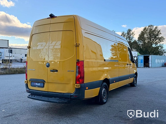 Mercedes-Benz Sprinter 208 5 of 27