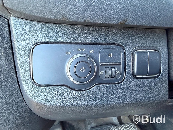 Mercedes-Benz Sprinter 208 16 of 27
