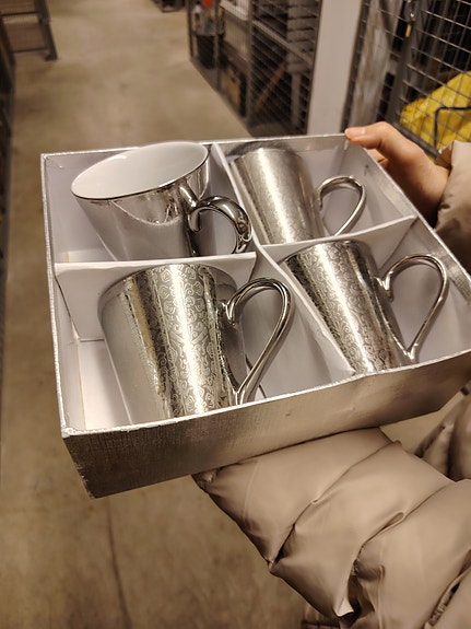 Product image 1 of 3