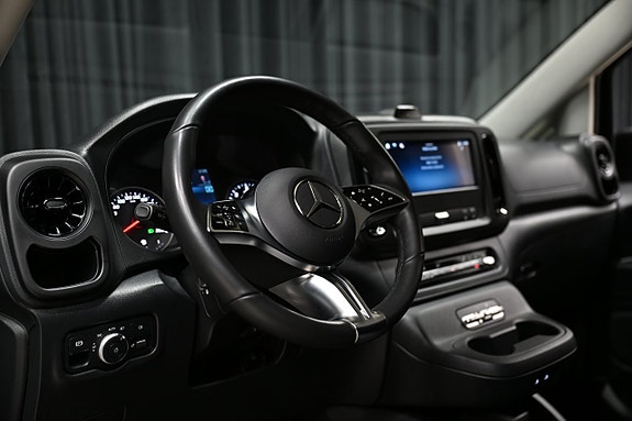 Mercedes-Benz Vito 119 18 of 30