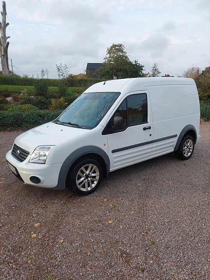 Ford Transit Connect 2 of 6