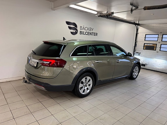 Opel Insignia Country Tourer 6 of 18