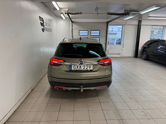 Opel Insignia Country Tourer 4 of 18