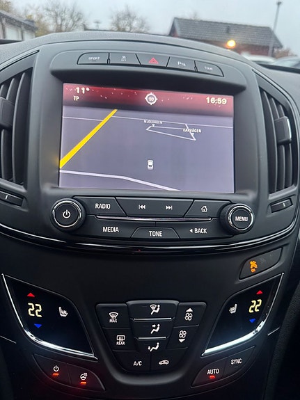 Opel Insignia Country Tourer 12 of 18