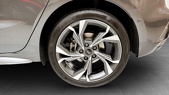 Audi A3 6 of 16