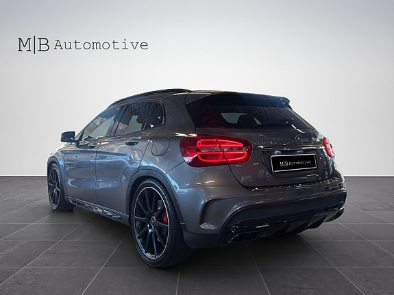 Mercedes-Benz GLA 45 AMG 4 of 17