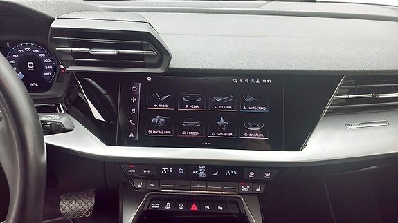 Audi A3 9 of 12