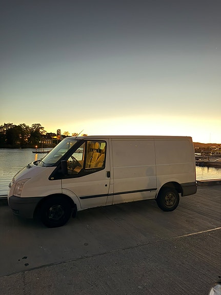 Ford Transit T260 2 of 9