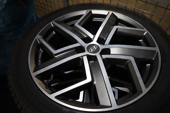 Hyundai vinterhjul 20 tum 255/45 R20
