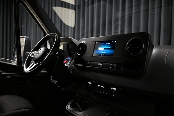 Mercedes-Benz Sprinter 317 21 of 30
