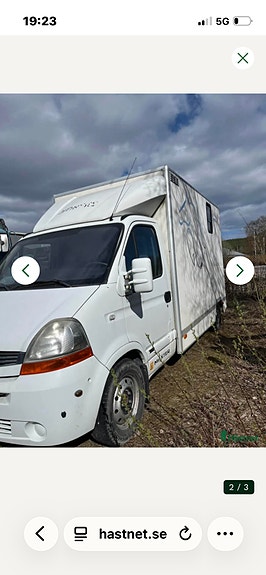 Renault Master 2 of 3