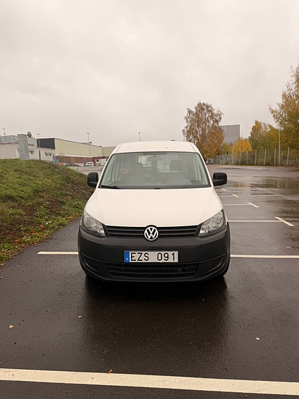 Volkswagen Caddy Maxi 2 of 6