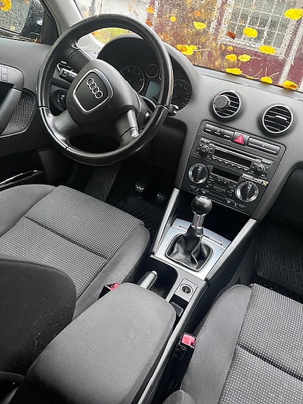 Audi A3 4 of 6
