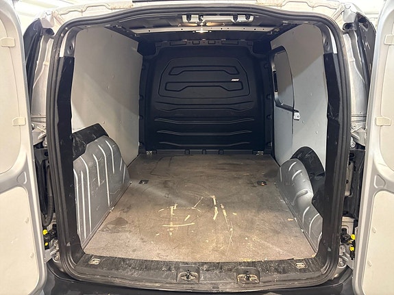 Volkswagen Caddy Maxi 8 of 12