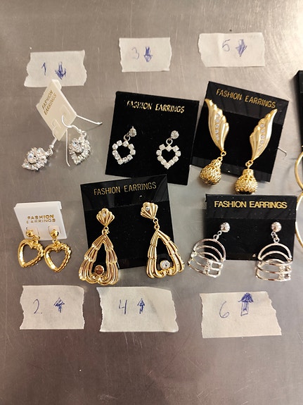 Product image 1 of 6