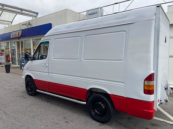 Mercedes-Benz Sprinter 308 3 of 12
