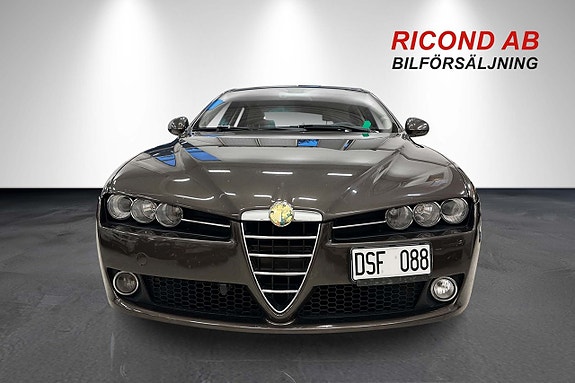 Alfa Romeo 159 9 of 19