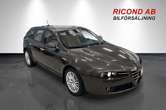 Alfa Romeo 159 10 of 19