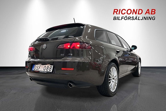 Alfa Romeo 159 12 of 19
