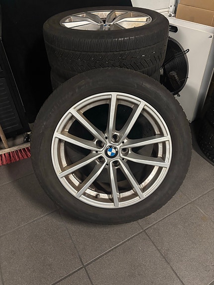 BMW original fälgar 17 tum