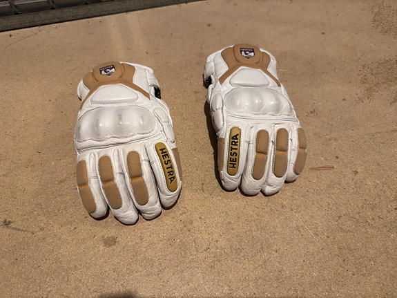Product image 1 of 3