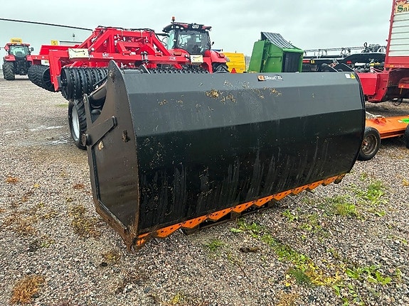 Quicke Silocut XL 250 2 of 5