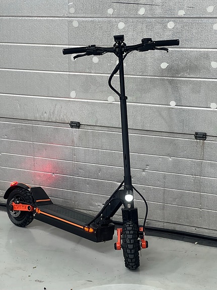 Product image 1 of 8
