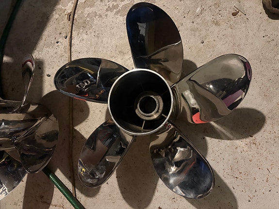 Båtpropeller Maximus 5 ST 24p