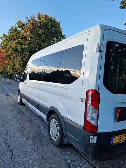 Ford Transit 2 of 4