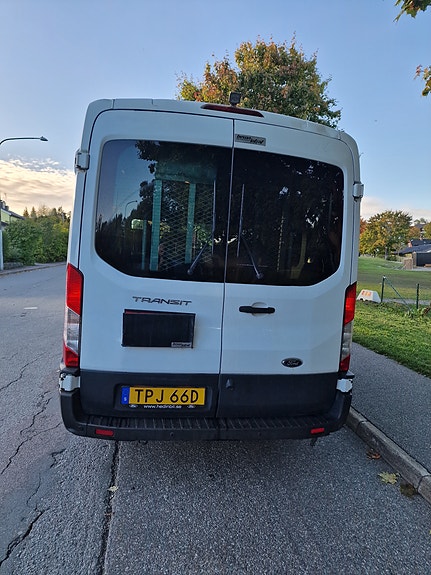 Ford Transit 4 of 4
