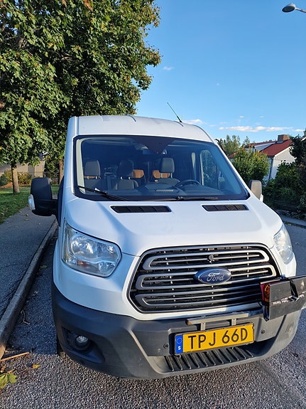 Ford Transit 3 of 4