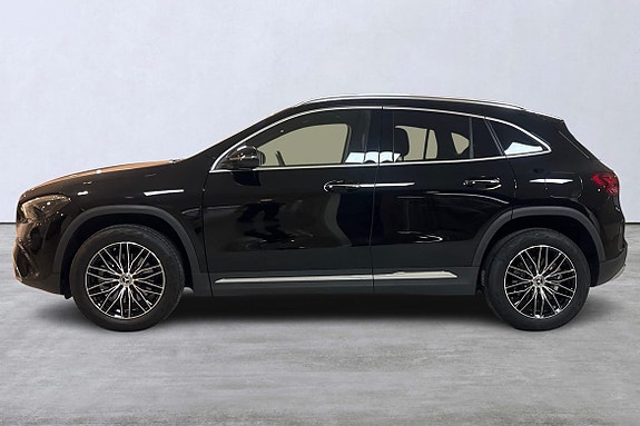 Mercedes-Benz GLA 250 e 2 of 14